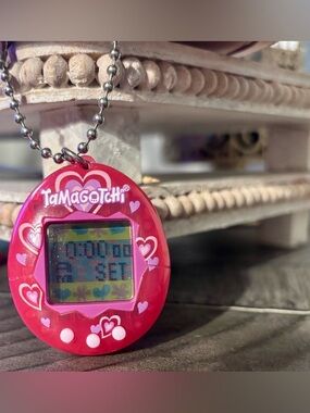 Tamagotchi Lots of Love Virtual Pet